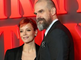 Лили Аллен выставила на продажу таунхаус после выхода альбома о разводе с Дэвидом Харбором - изображение 1