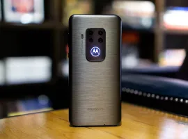 Motorola One Zoom — возможно, лучший пятикамерный смартфон для фотографий - изображение 1