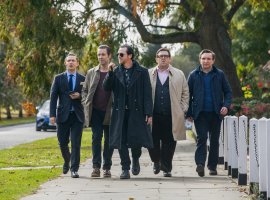 Вампиры, соседки-порнозвёзды и школьные вечеринки: фильмы для просмотра с друзьями - изображение 1
