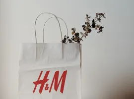 В H&M опровергли информацию об открытии магазинов в России в середине мая - изображение 1