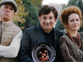 PREMIER объявил о старте съёмок комедии «Дыра» об ограблении директора провинциального театра - изображение 1