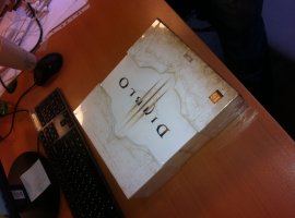 Анбоксинг коллекционной версии Diablo 3 - изображение 1