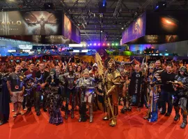 Лучшие костюмы со стенда Blizzard на Gamescom 2013 - изображение 1