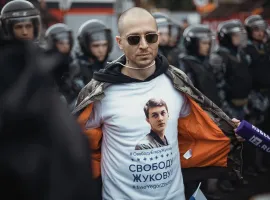 Оксимирона задержали на несогласованной акции в Санкт-Петербурге. У него сегодня день рождения - изображение 1
