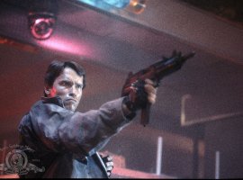 Джеймс Кэмерон не имел познаний в оружии перед съёмками «Терминатора» - изображение 1