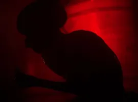 В хорроре The Outlast Trials появятся новые враги — сиамские близнецы Отто и Арора - изображение 1