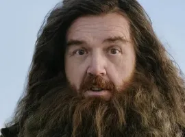 Первый взгляд на Ника Фроста в роли Харгида из грядущего сериала «Гарри Поттер» - изображение 1