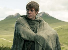 От безумных Таргариенов до Белых Ходоков: пасхалки и отсылки в «Рыцаре Семи Королевств» - изображение 1