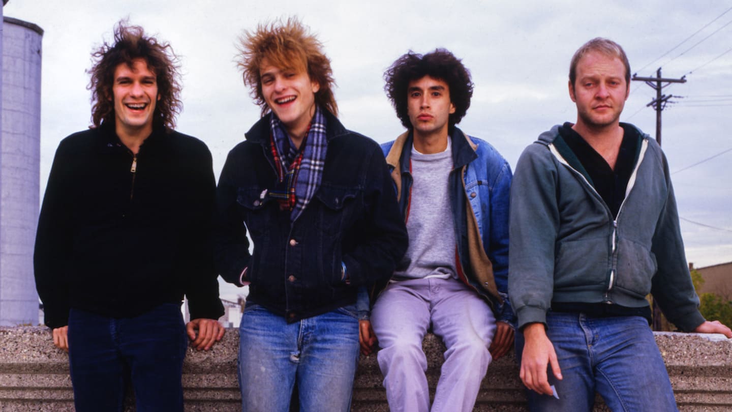Финн Вулфхард снимет фильм о культовой панк-группе The Replacements - фото 1