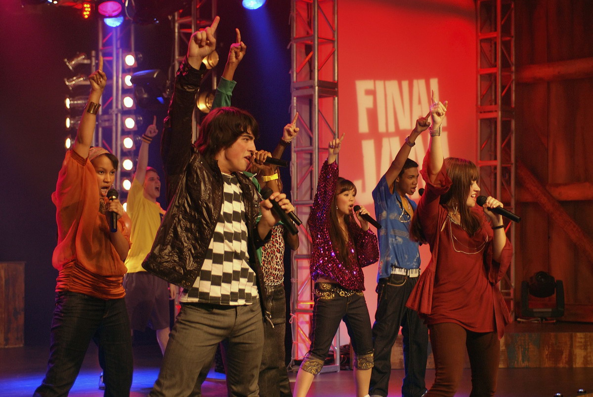Disney начала производство третьей части мюзикла Camp Rock с братьями Джонас - фото 2