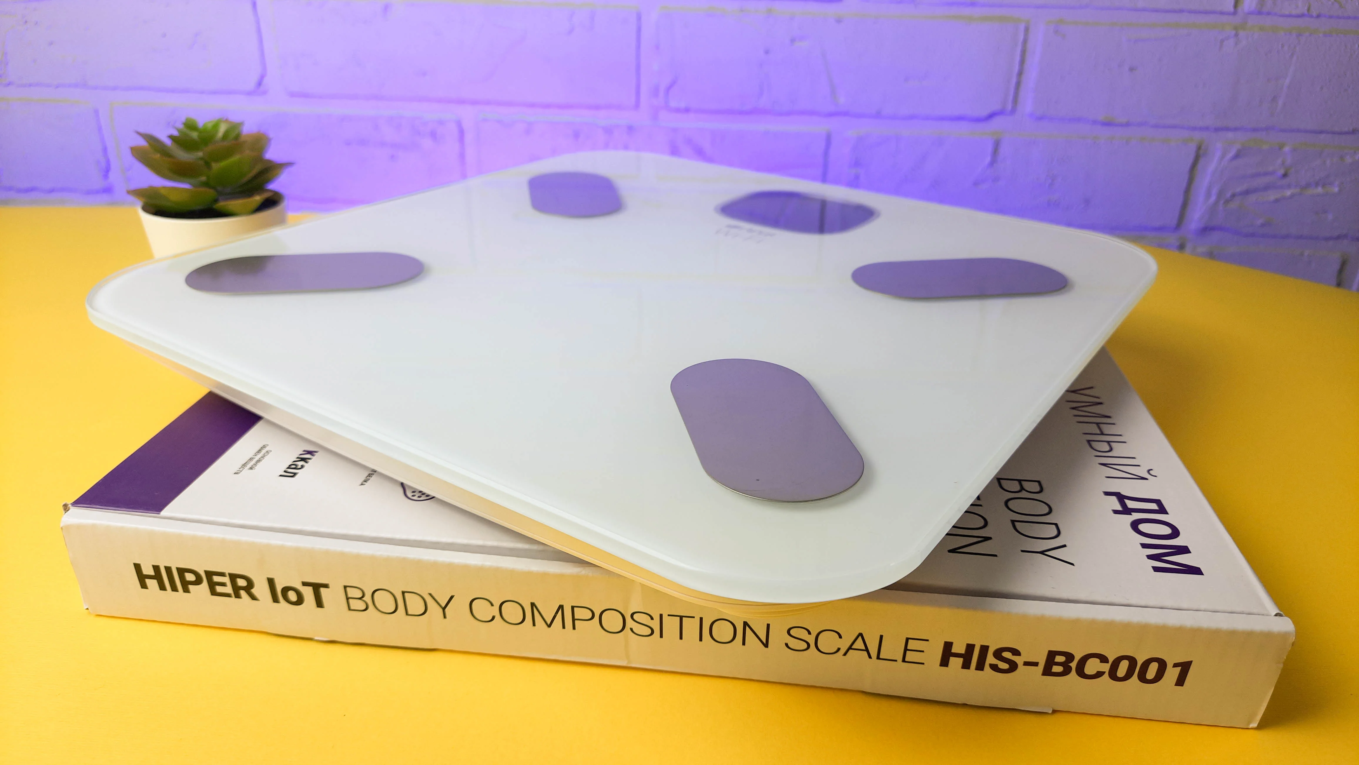 Обзор умных весов Hiper Smart IoT Body Composition Scale: подключение к смартфону и детальный анализ - фото 3