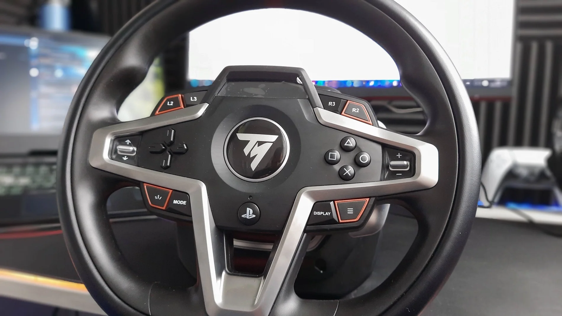 Обзор Thrustmaster T248: игровой руль с дисплеем для ПК и консолей - фото 7