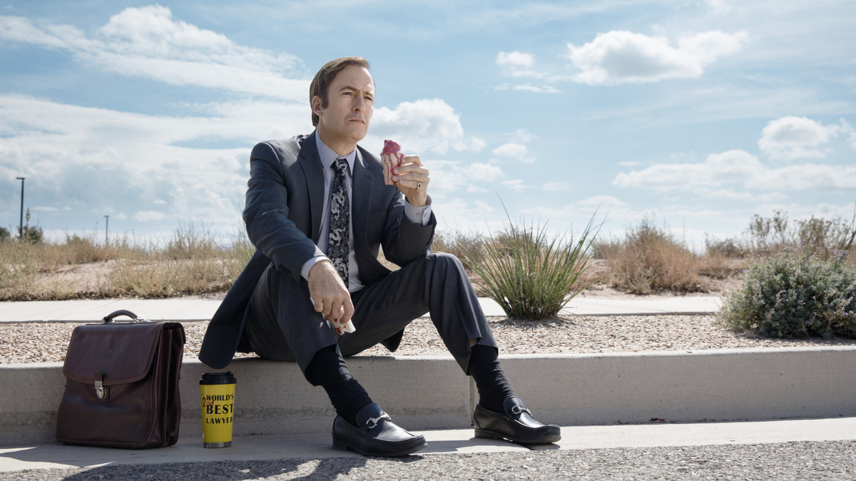 Кадр из сериала «Лучше звоните Солу»