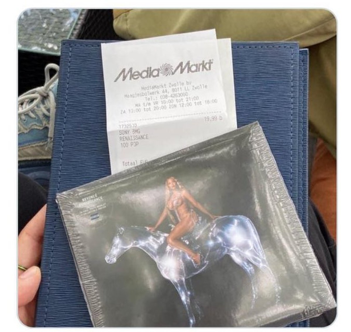 Новый альбом Beyonce «утёк» в сеть до официального релиза - изображение 1 Новый альбом Beyonce «утёк» в сеть до официального релиза - фото 1