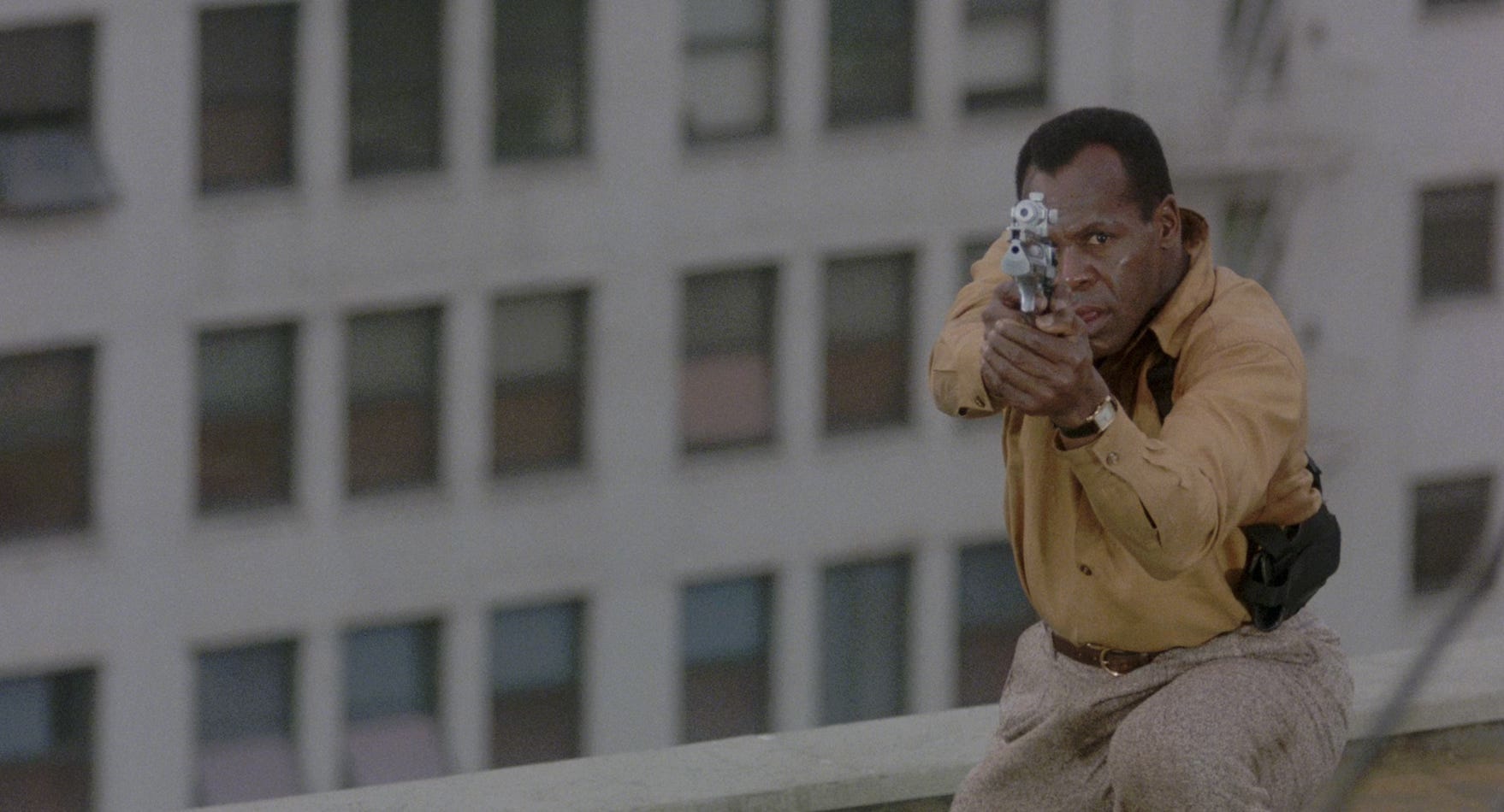 Он слишком стар для этого дерьма, но шутить с Дэнни Гловером всё равно не стоит

Источник: 20th Century Studios