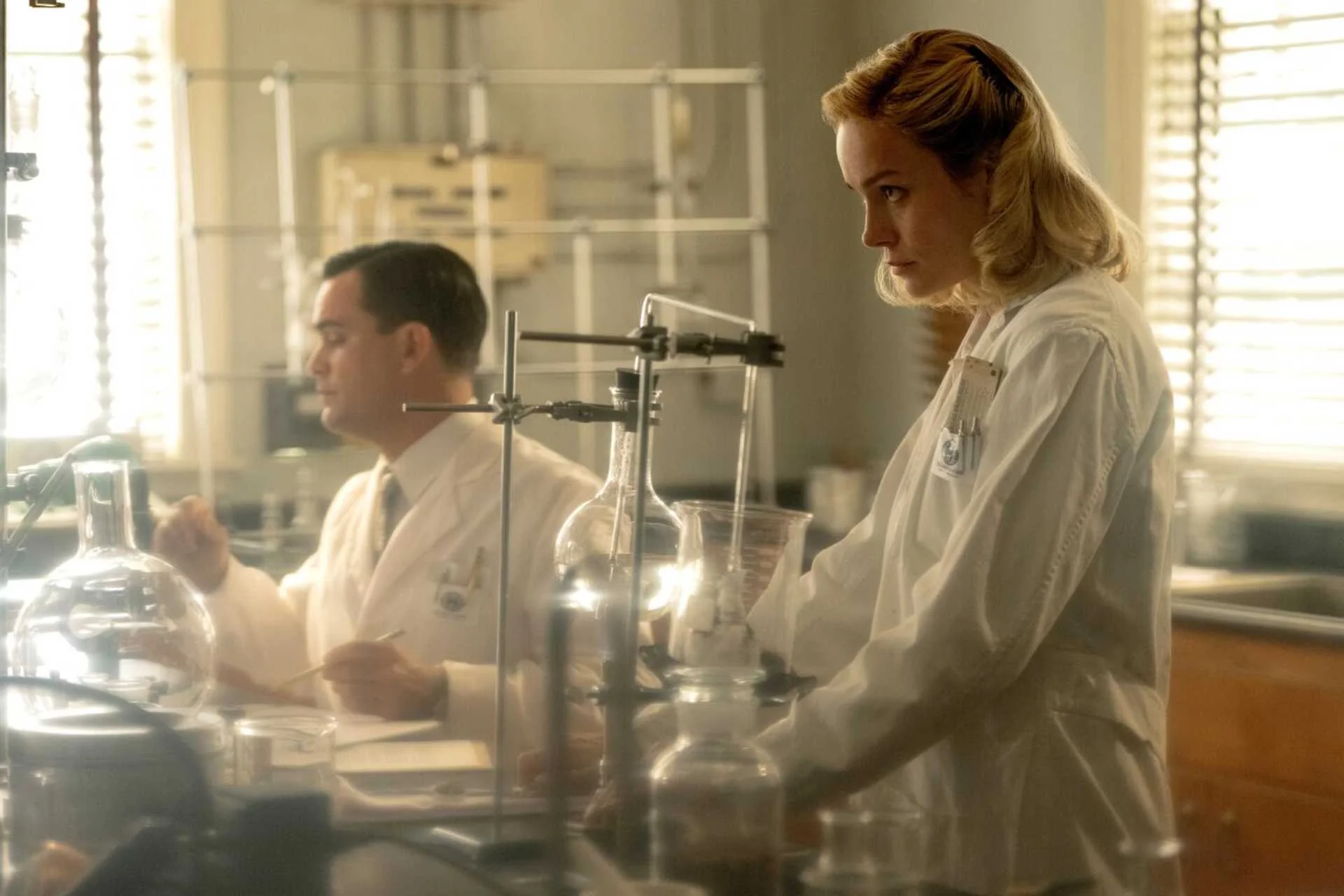 Первые впечатления о сериале «Уроки химии»: Прогрессивная ретро-драма с Бри Ларсон - фото 1