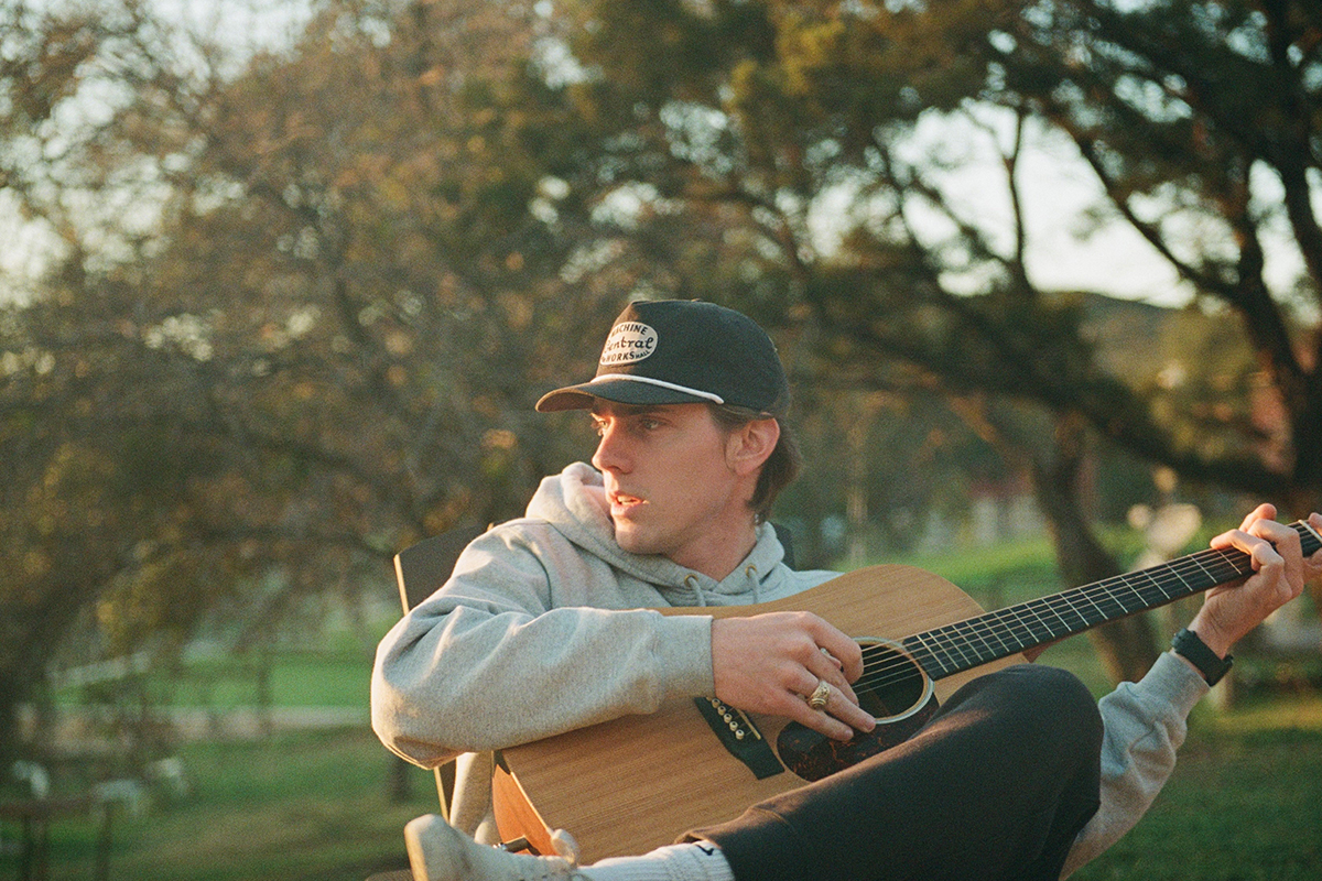 Американский кантри-музыкант Дилан Госсетт
Источник: Getty Images