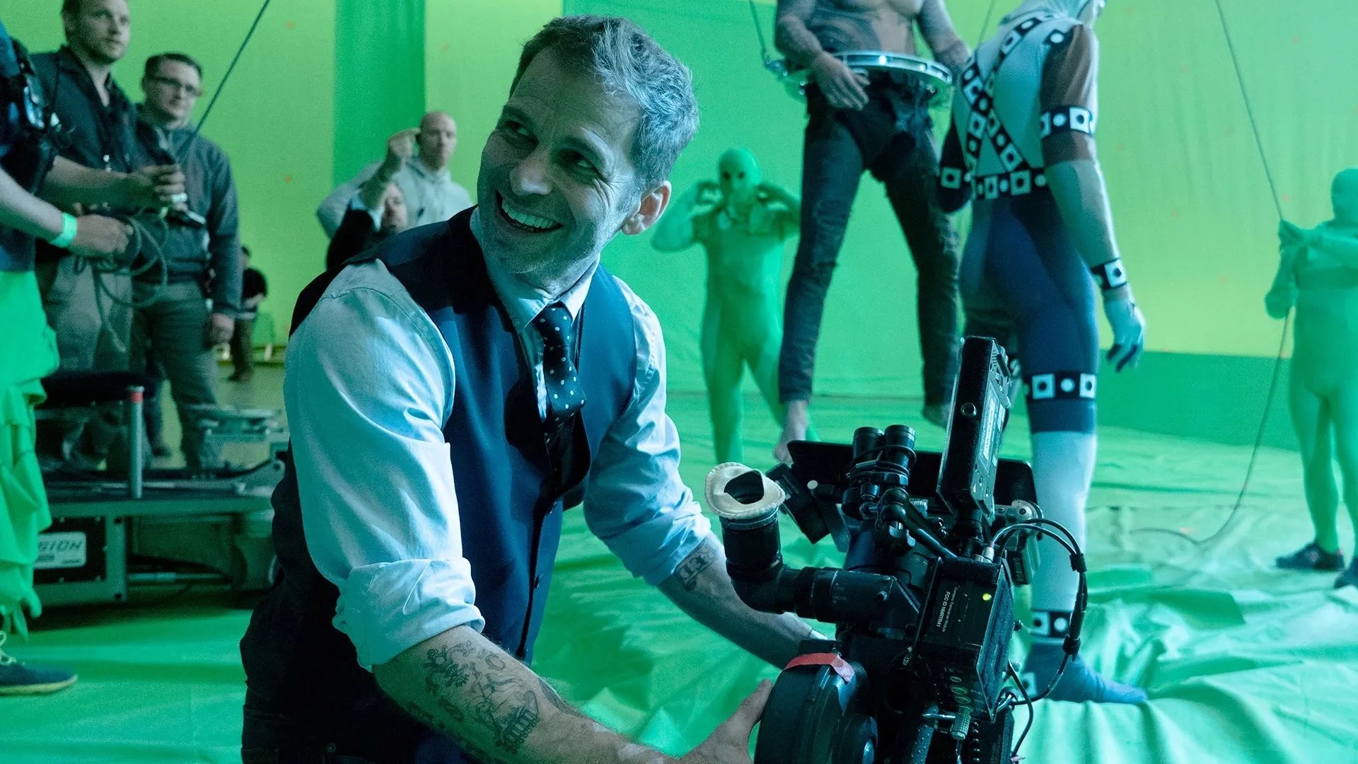 Зак Снайдер занялся съёмками «Последней фотографии» — фильма, о котором он мечтал 20 лет - изображение 1 Зак Снайдер занялся съёмками «Последней фотографии» — фильма, о котором он мечтал 20 лет - фото 1