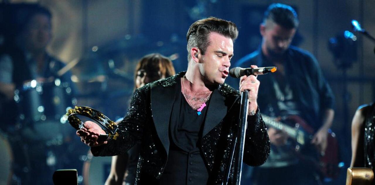 Кадр с концерта Робби Уильямса