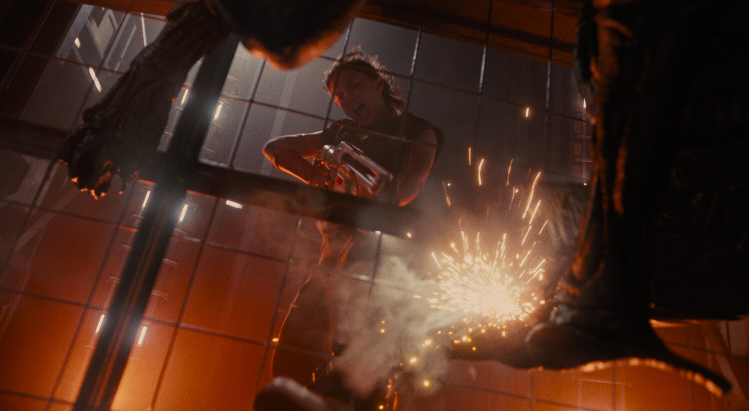 Феде Альварес не будет режиссировать сиквел «Чужого: Ромул» - фото 1