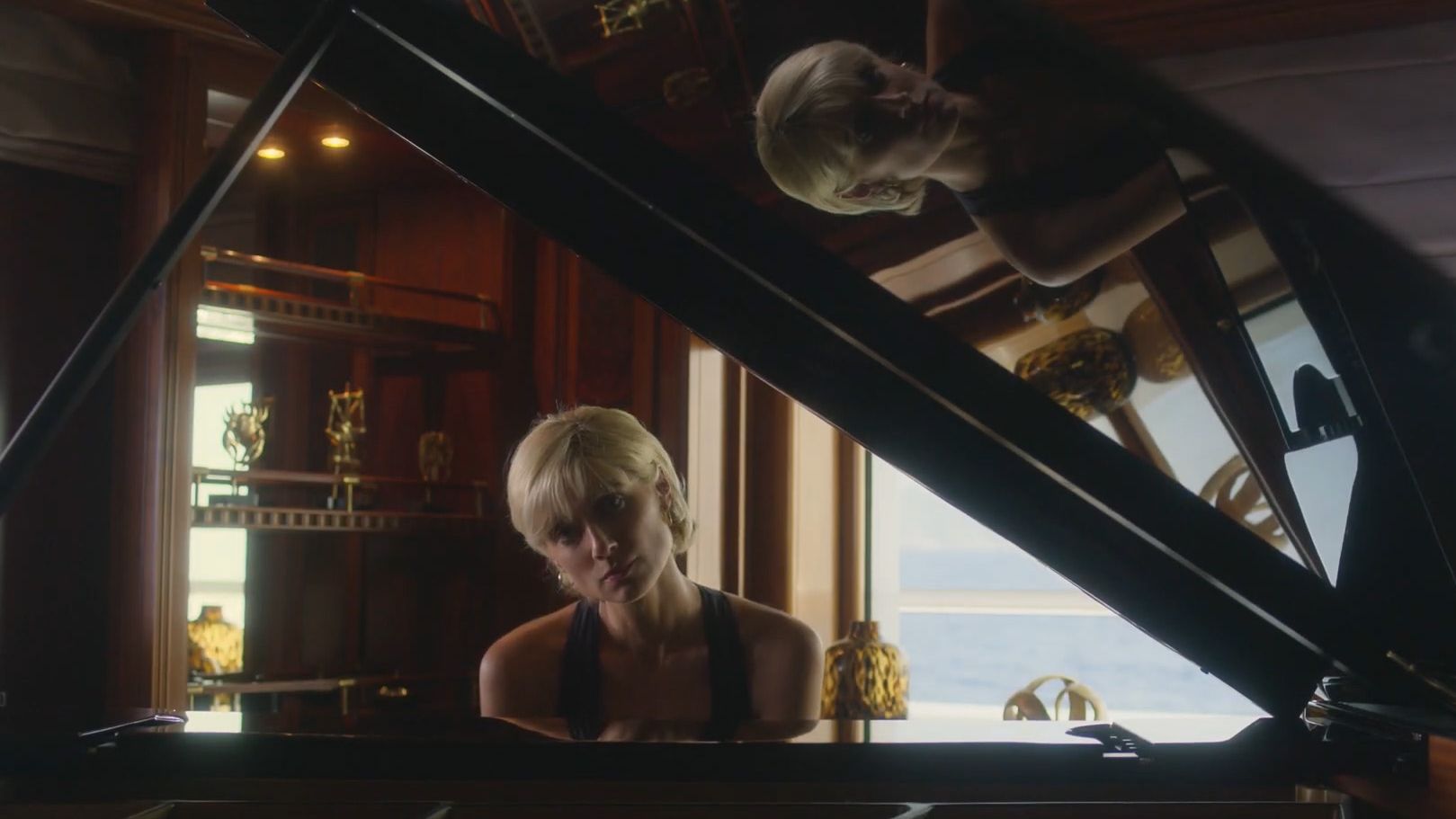 Рецензия на первую половину финального сезона «Короны»: как история принцессы Дианы помешала сериалу - изображение 1 Рецензия на первую половину финального сезона «Короны»: как история принцессы Дианы помешала сериалу - фото 1