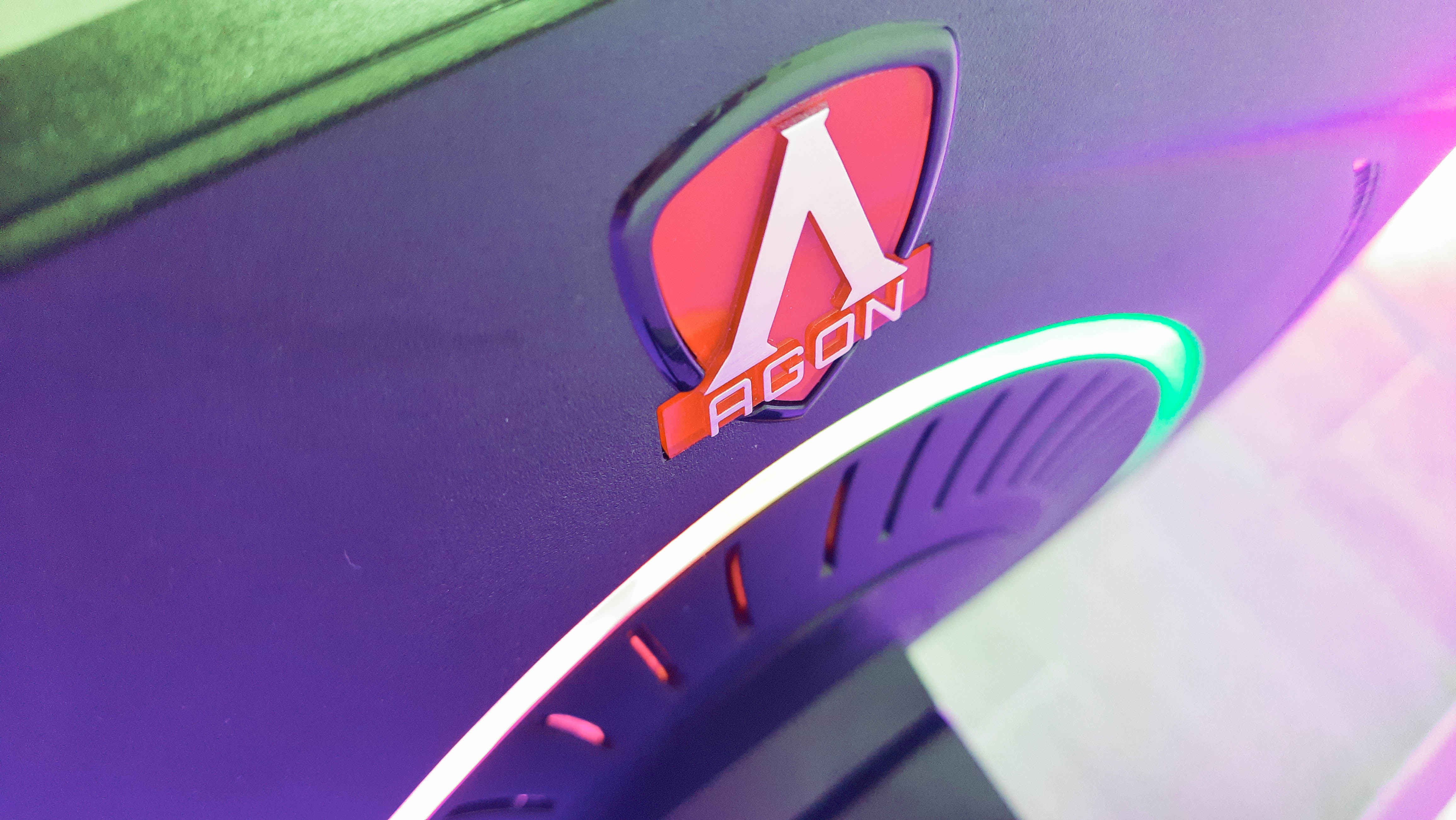 Обзор AOC AGON AG273QX: 27-дюймовый игровой монитор с экраном 165 Гц и RGB-подсветкой - фото 3
