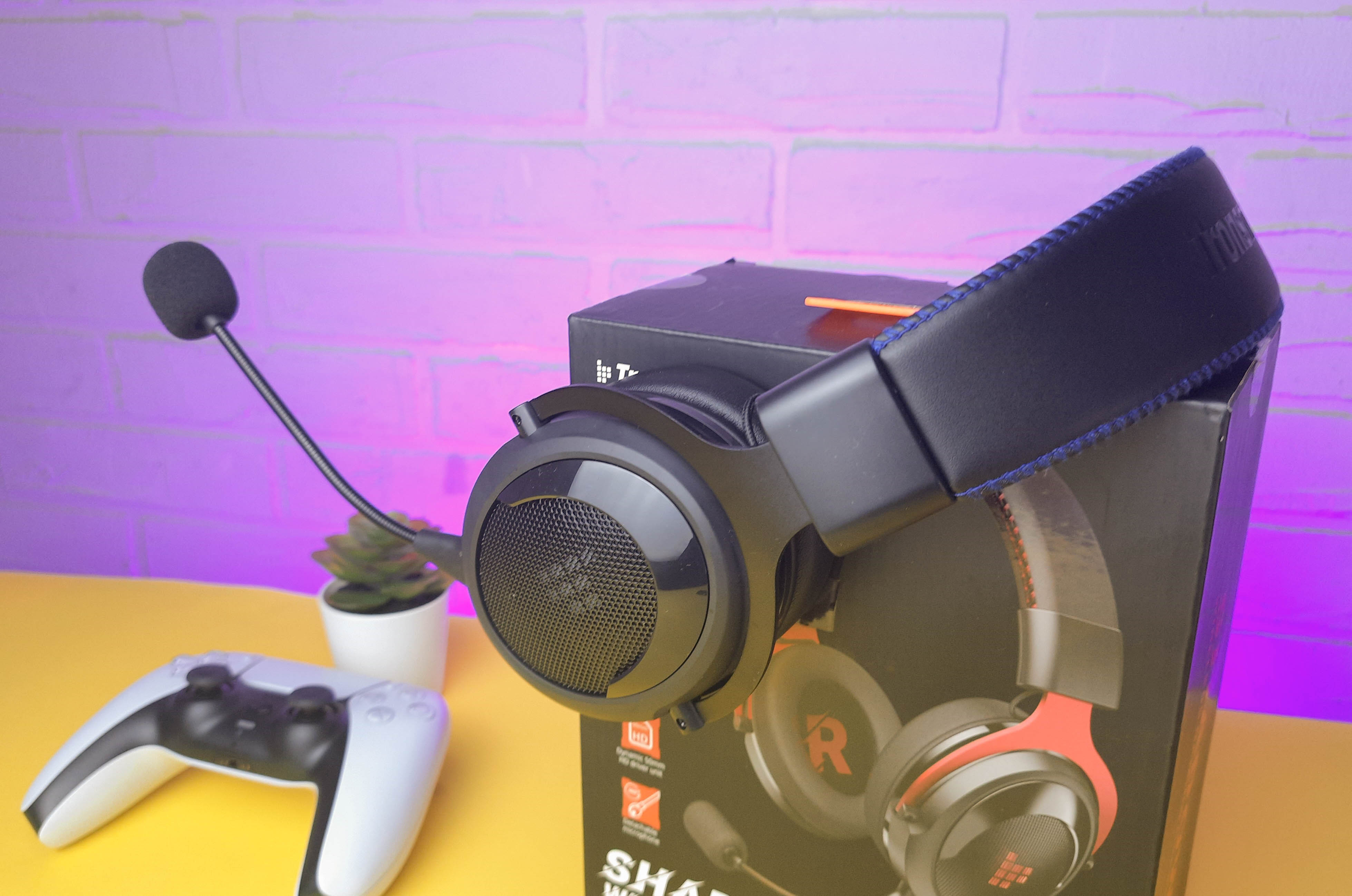 Обзор беспроводной гарнитуры Tronsmart Shadow: для шутеров и не для музыки - фото 1