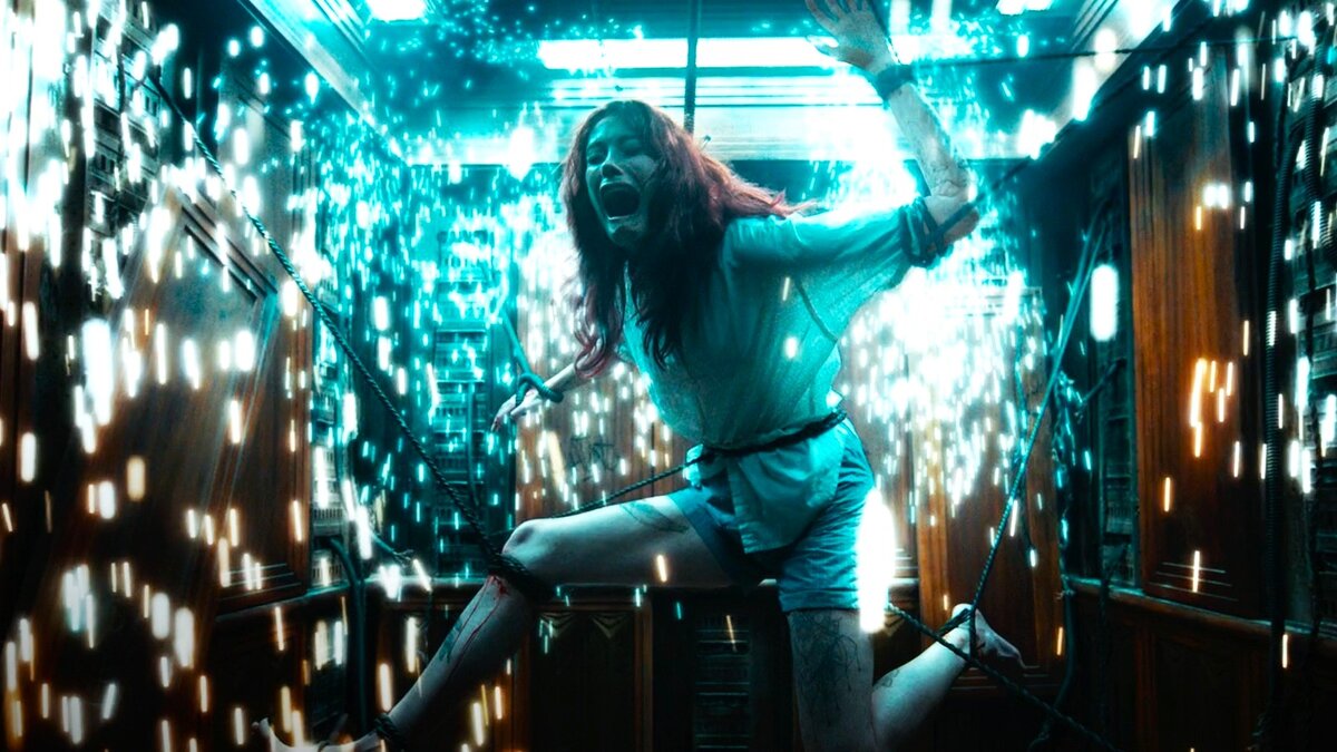 Кадр из фильма «Восстание Зловещих мертвецов»