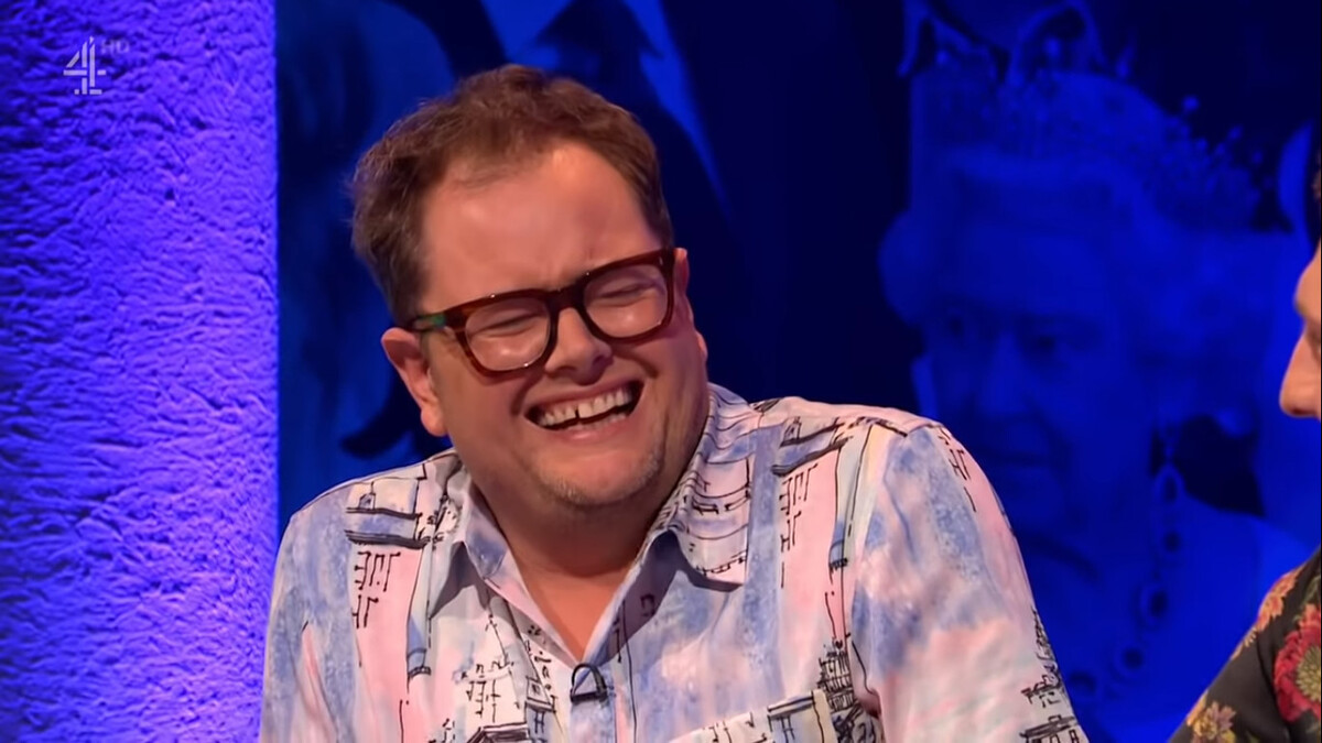 Алан Карр на шоу «Большая жирная викторина десятилетия». Источник: Hot Sauce