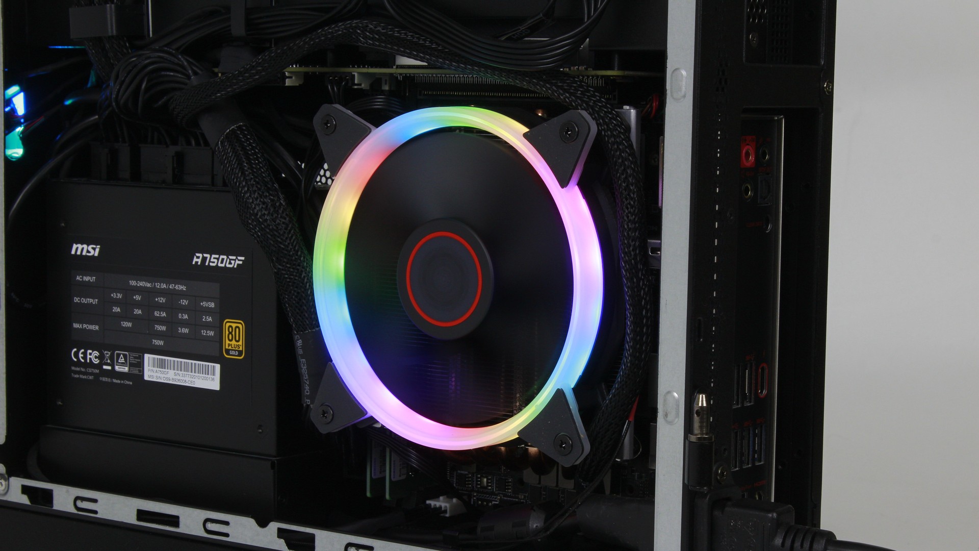 Без тормозов! Обзор игрового комплекта от MSI - фото 3