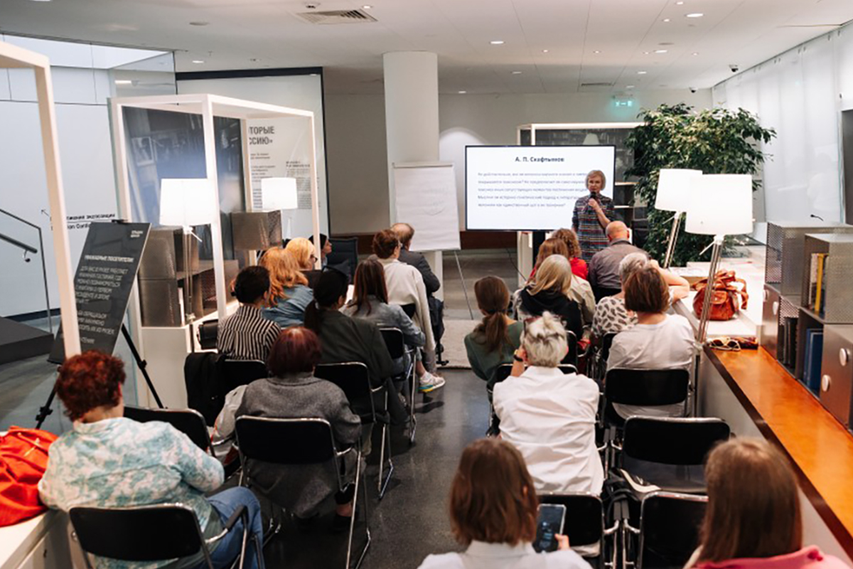 Источник: «Суета вокруг дивана»