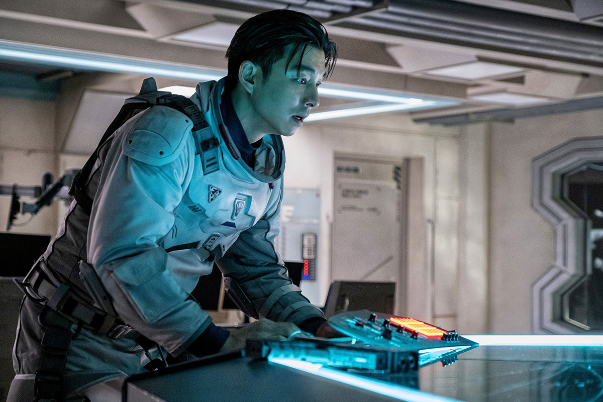 Композитором к сериалу выступил Ли Джи-су

Источник: Netflix