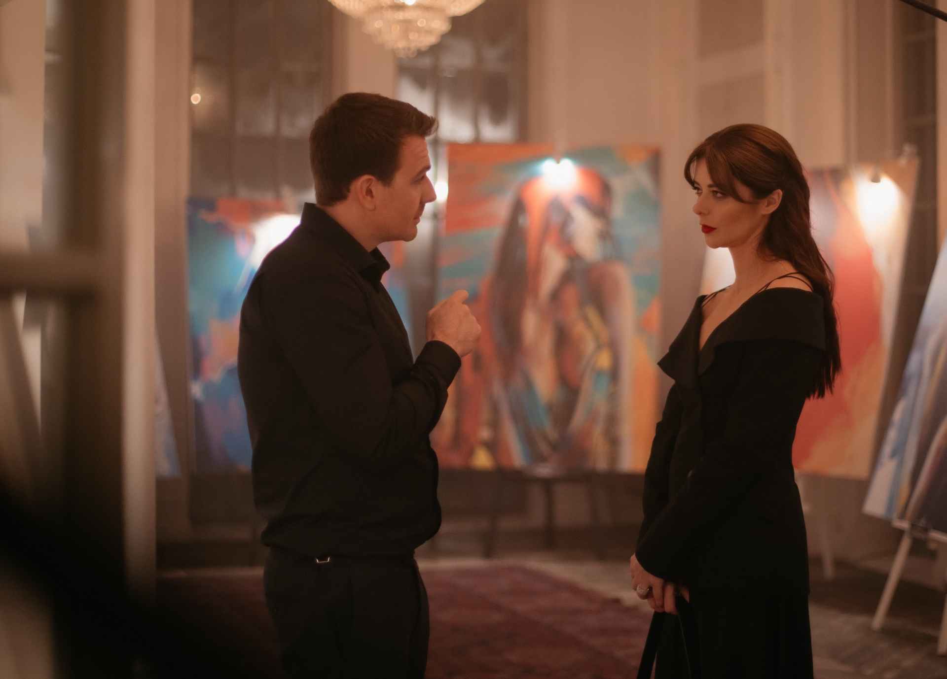 От «Слова пацана» до «Кибердеревни»: 10 лучших российских сериалов 2023 года - фото 8