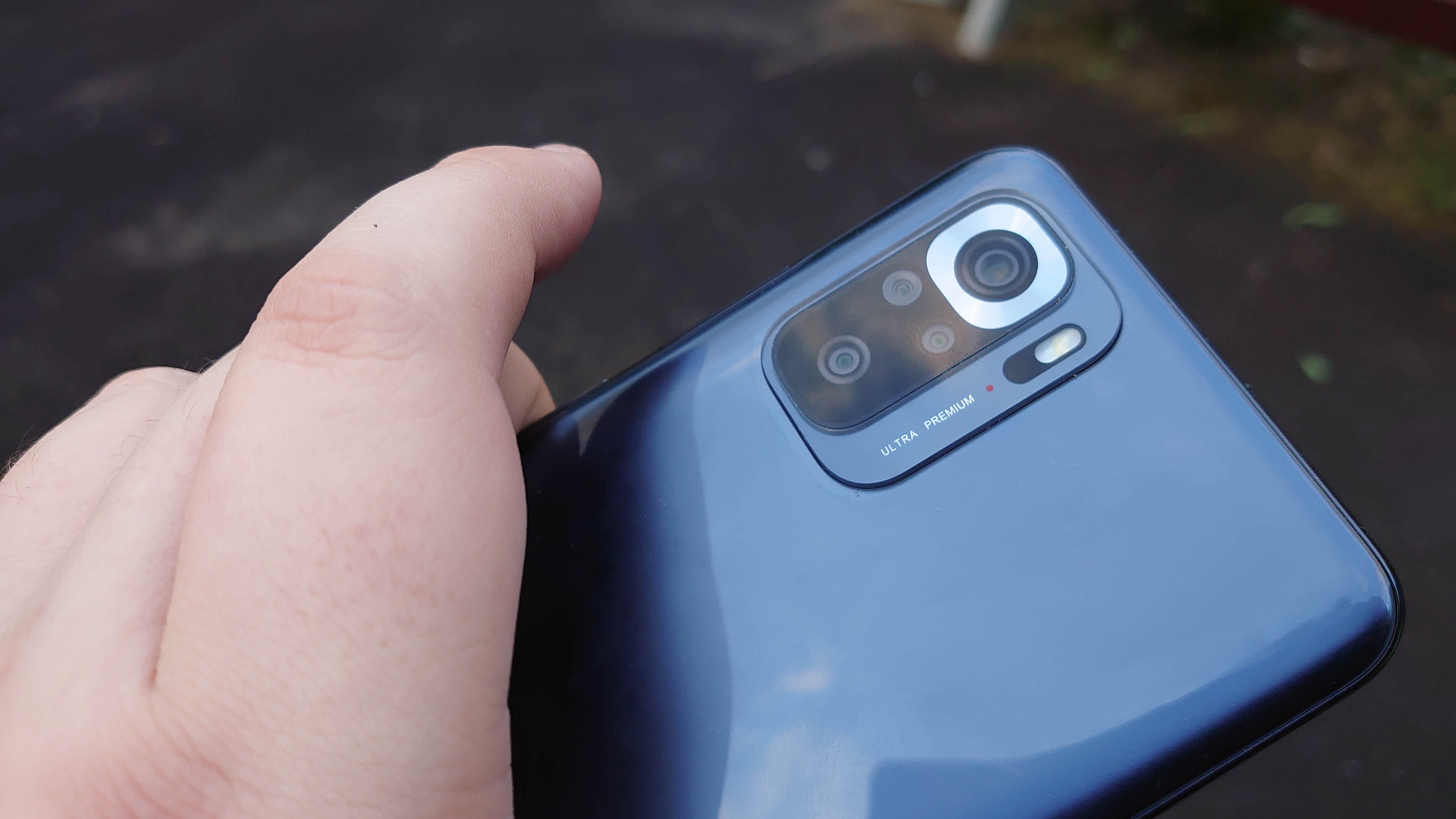 Обзор Redmi Note 10S: стоит ли внимания новый среднебюджетный смартфон Xiaomi - фото 2