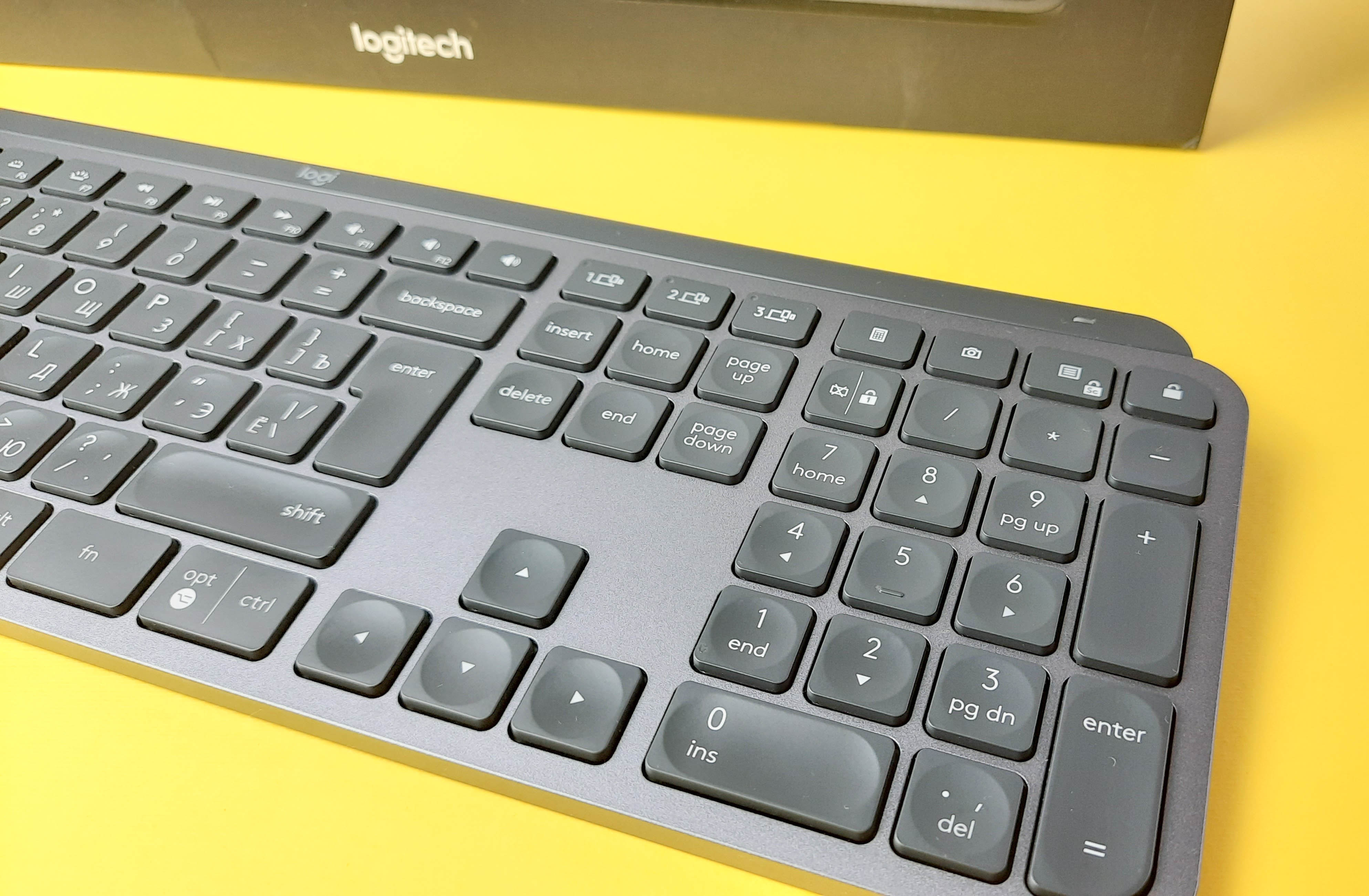 Обзор Logitech MX Keys: как справляется с играми и работой беспроводная  ножничная клавиатура | Канобу