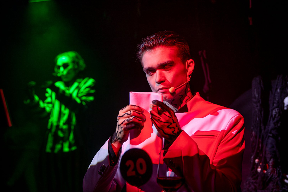 Источник: иммерсивная музыкальная трагикомедия «Страсти по Битлджусу»