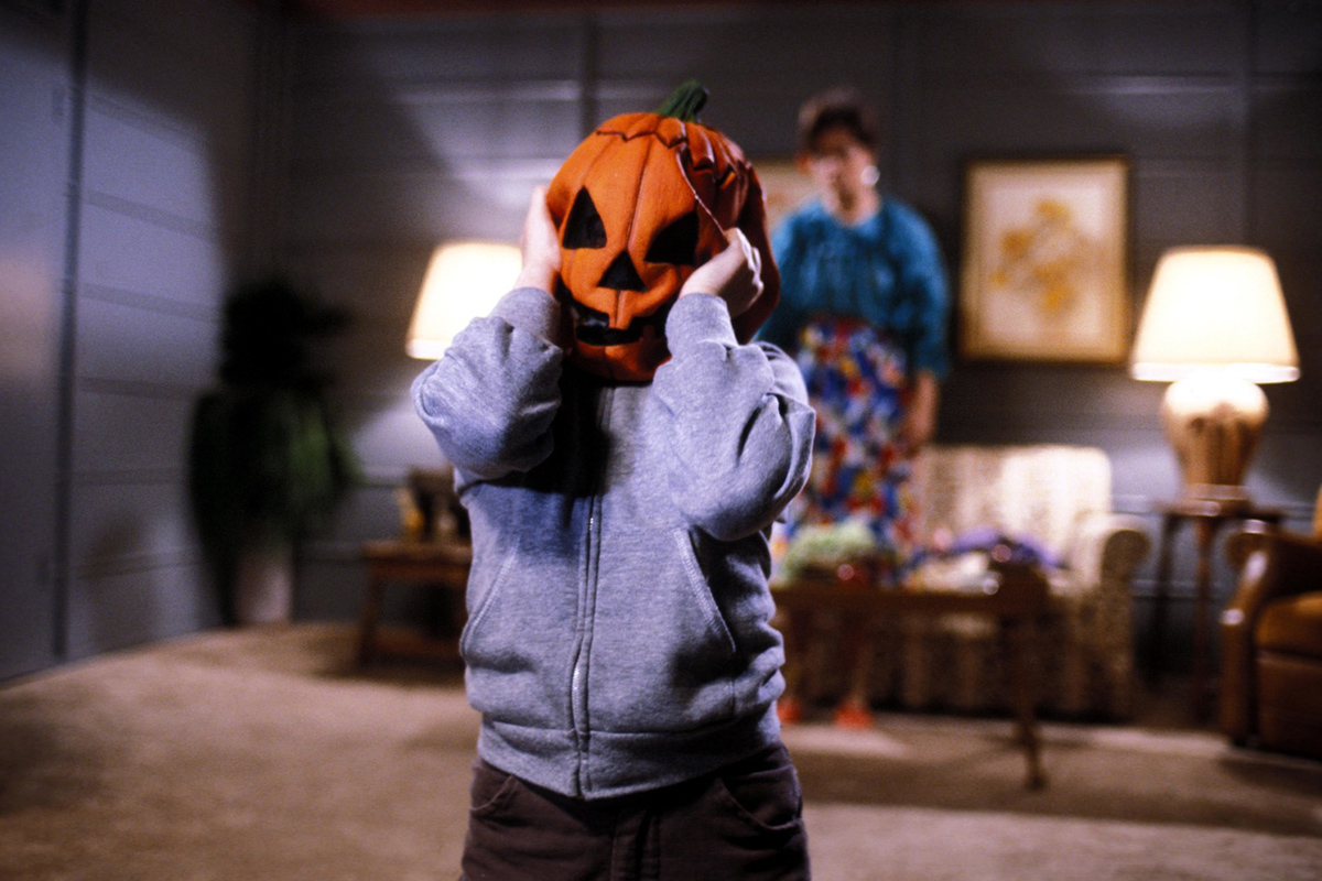 Отсутствие в фильме Лори Страуд и Майкла Майерса было главным требованием Джона Карпентера при продолжении работы над хоррор-франшизой

Источник: Universal Pictures