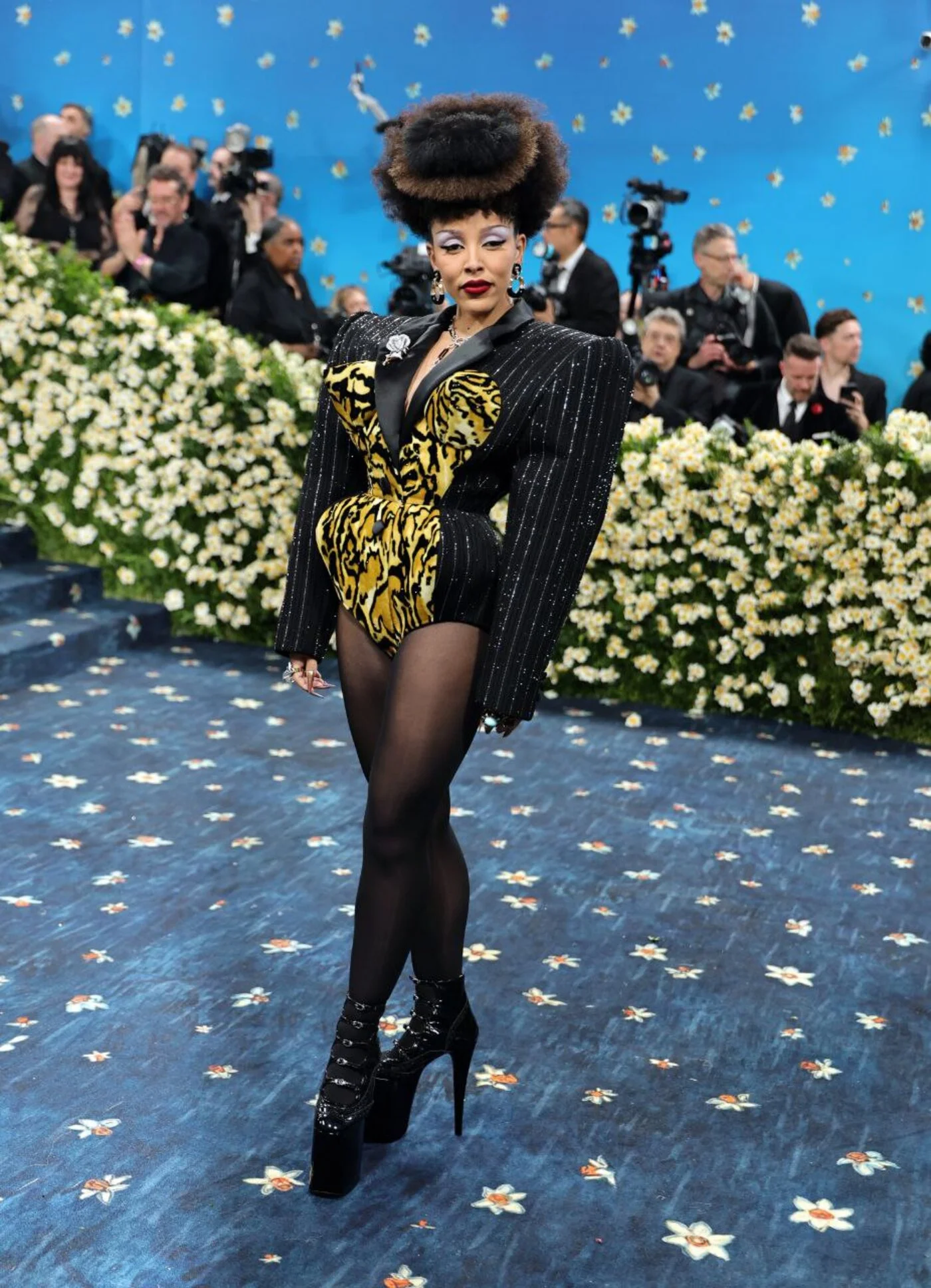 Met Gala 2025: кажется, самый слабый бал Института костюма - изображение 4 Met Gala 2025: кажется, самый слабый бал Института костюма - фото 4
