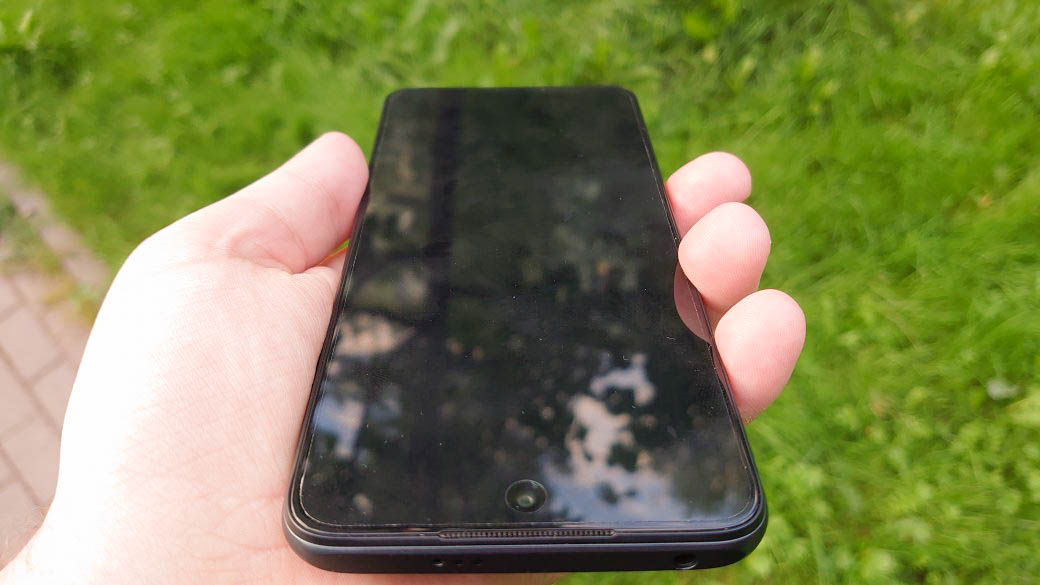 Обзор Poco M3 Pro: как справляется с играми и работой среднебюджетный смартфон с NFC - фото 1