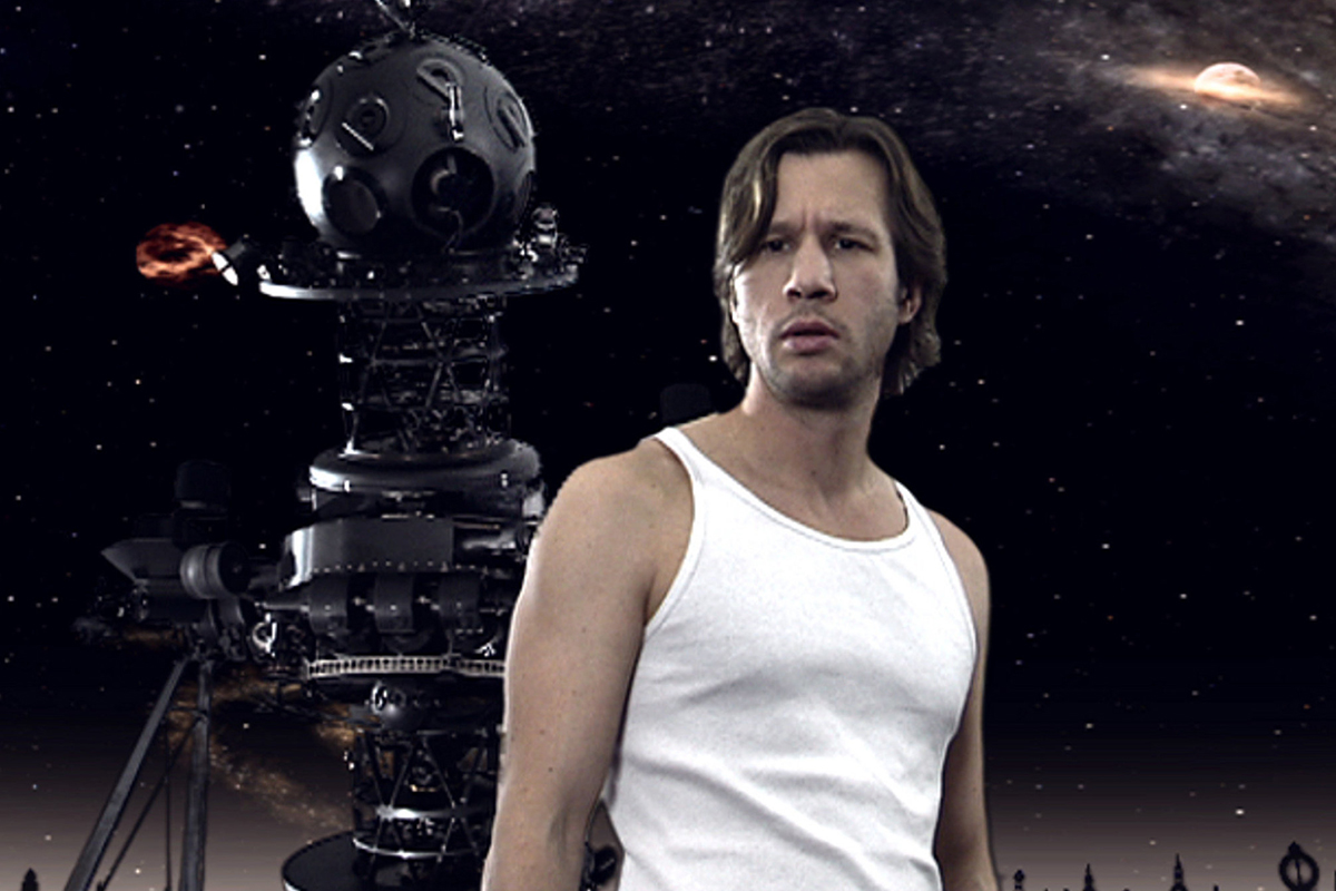 В декорациях к сериалу использовано множество предметов в стиле ретро, например, бытовые инструменты 80-х и 90-х годов

Источник: ZDF