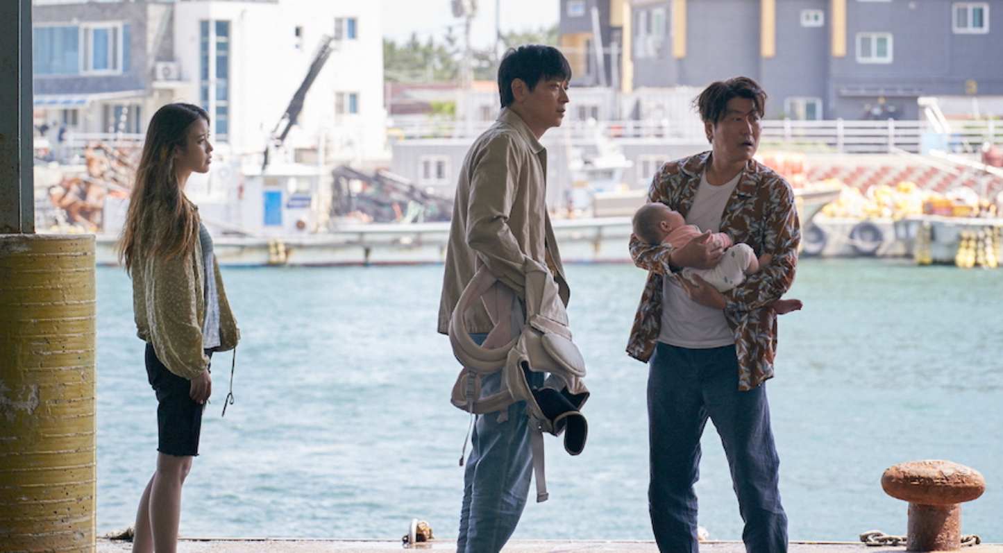 Семьи не существует: рецензия на фильм Хирокадзу Корээды «Посредники» - фото 2