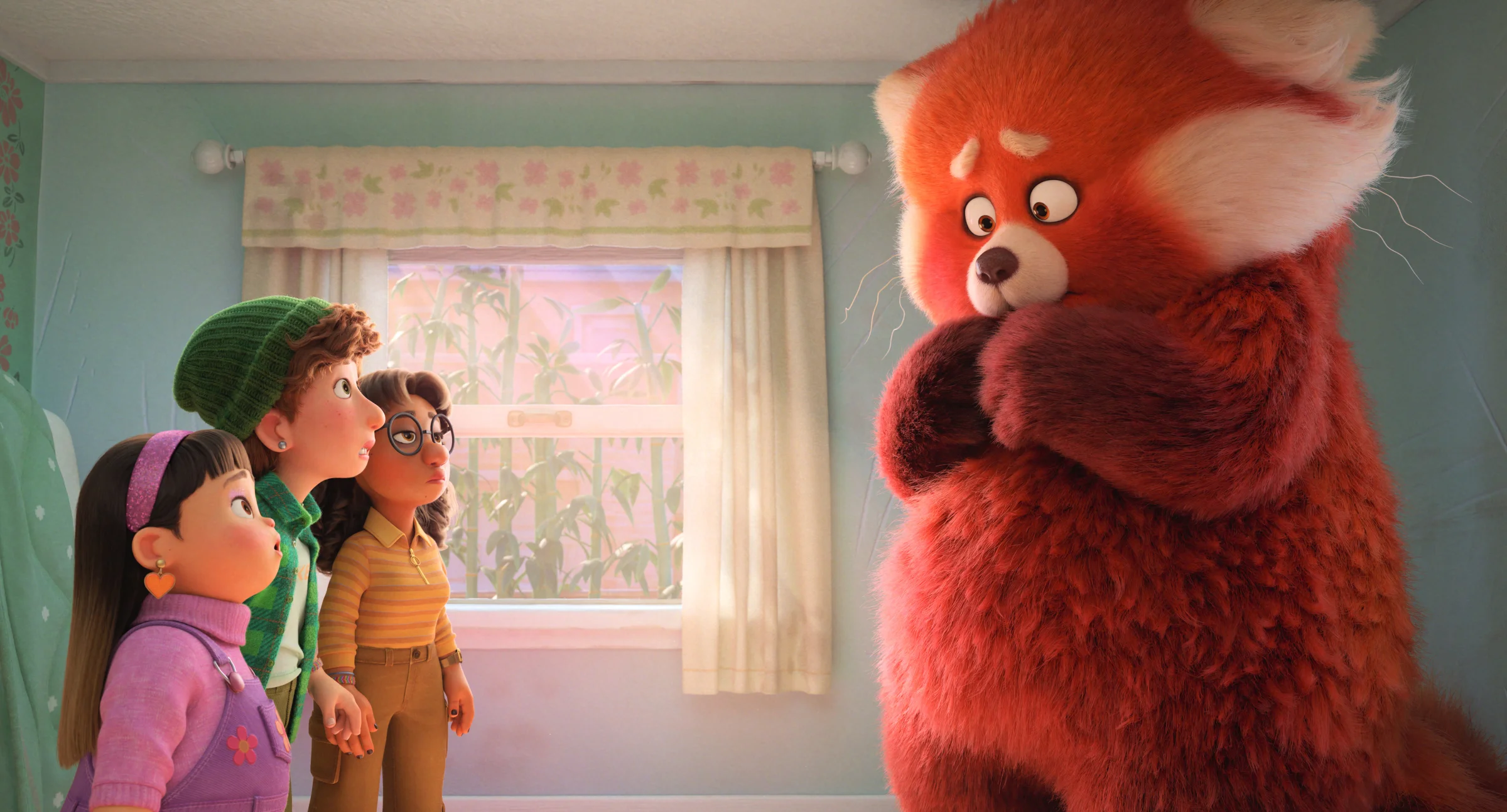 Пережить 13 и понять в 40: какие недетские проблемы поднимает новый мультфильм Pixar «Я краснею» - фото 4