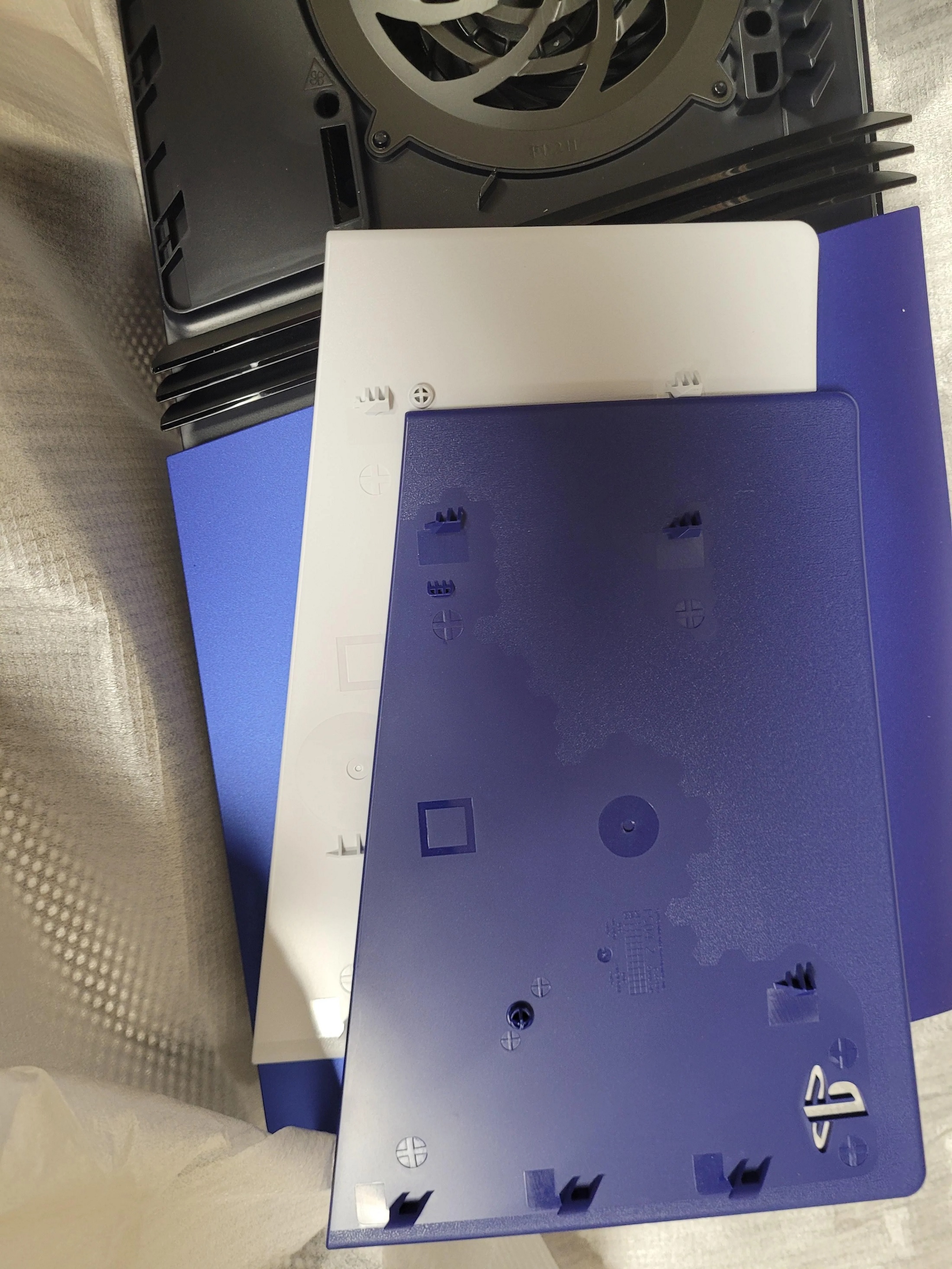 Съёмные панели от обычной PS5 не подойдут к PS5 Pro - изображение 1 Съёмные панели от обычной PS5 не подойдут к PS5 Pro - фото 1