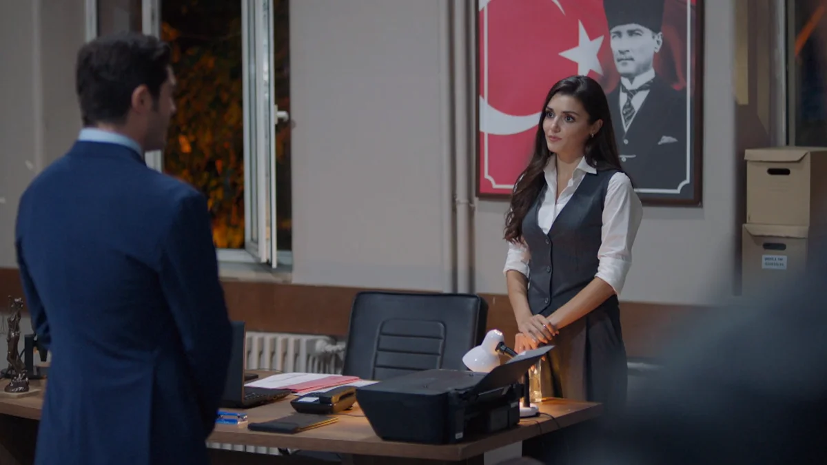 «Совершенно другой»: дата выхода новых эпизодов турецкого телесериала - фото 2