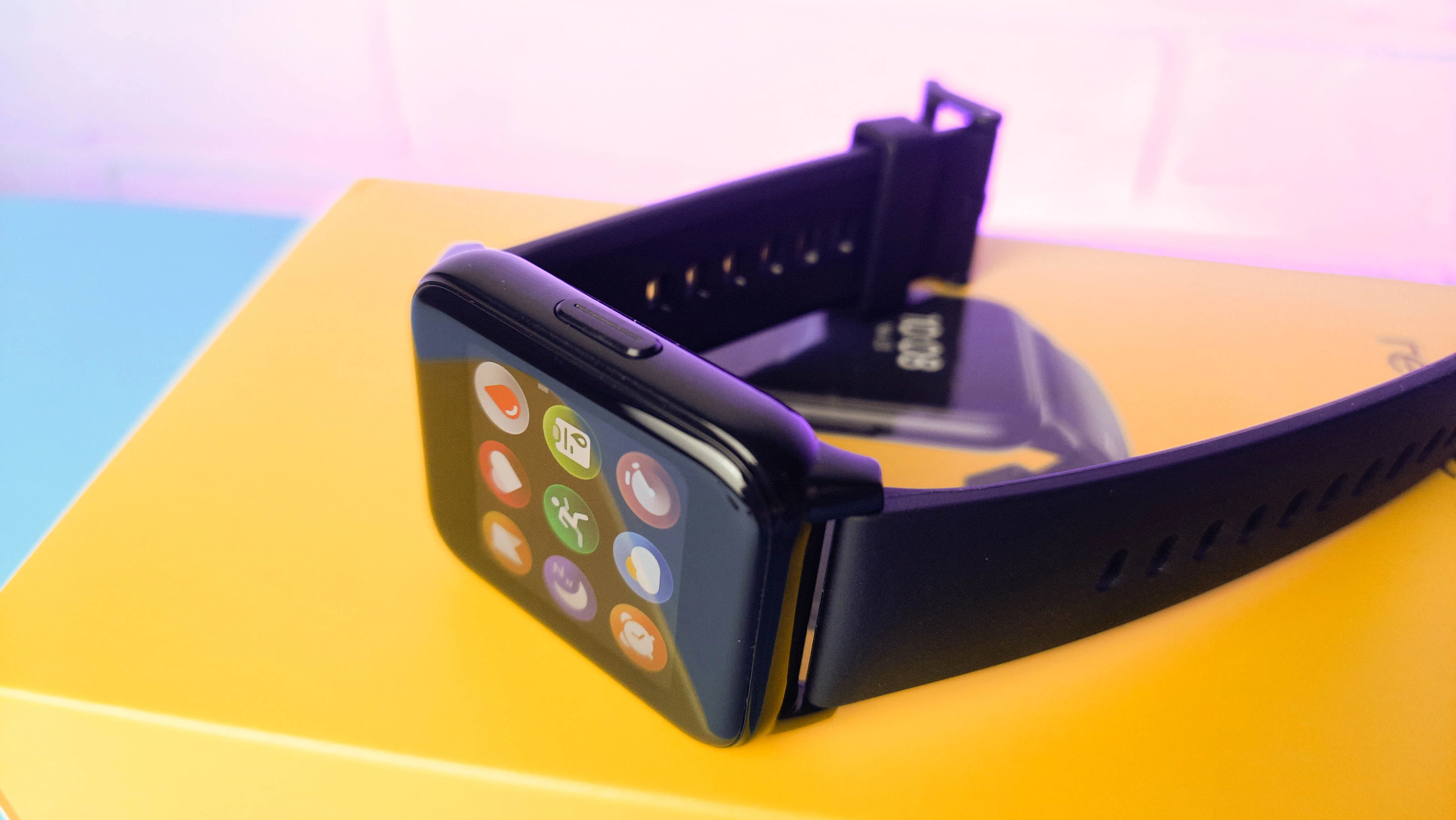Обзор Realme Watch 2: бюджетные умные часы с возможностью управления гаджетами - фото 3