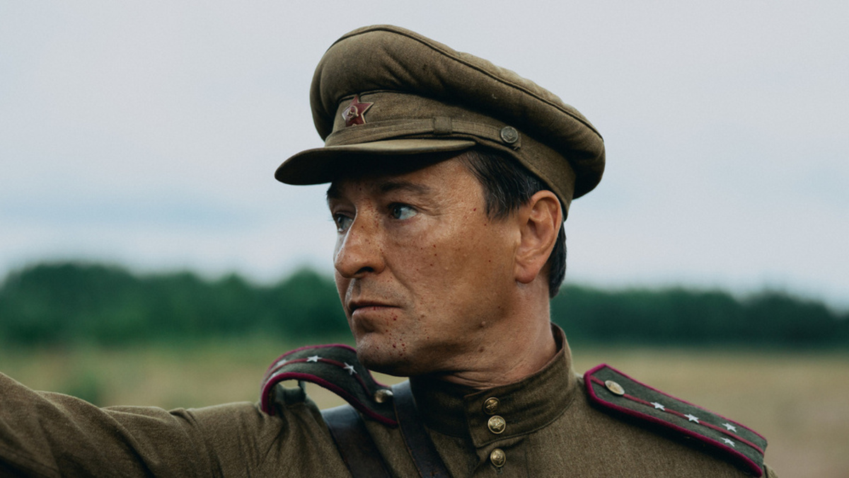 Сергей Безруков на кадре из фильма «Август». Источник: «Централ Партнершип»