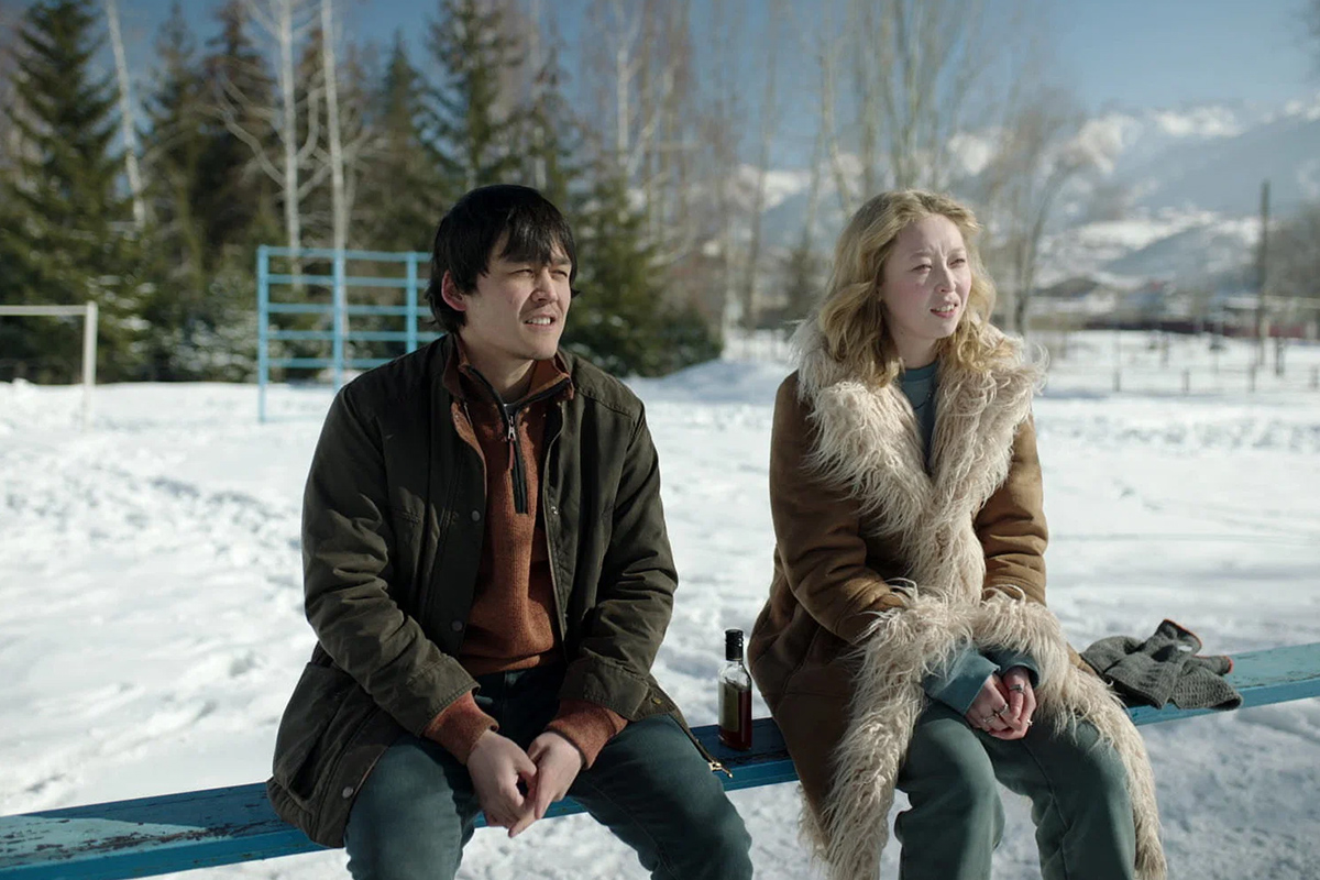 «Папа умер в субботу» — дебютная игровая картина документалистки Заки Абдрахмановой

Источник: Пионер