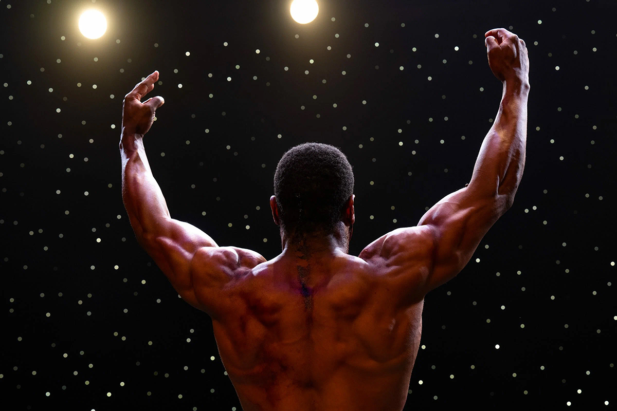 Рецензия на фильм «Жажда славы» с Джонатаном Мейджорсом: Страдания без успеха в духе «Таксиста» - фото 1