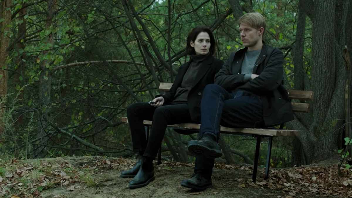 Лучшие российские сериалы про маньяков и серийных убийц: крах морали, травмы и детектив в коме - фото 9