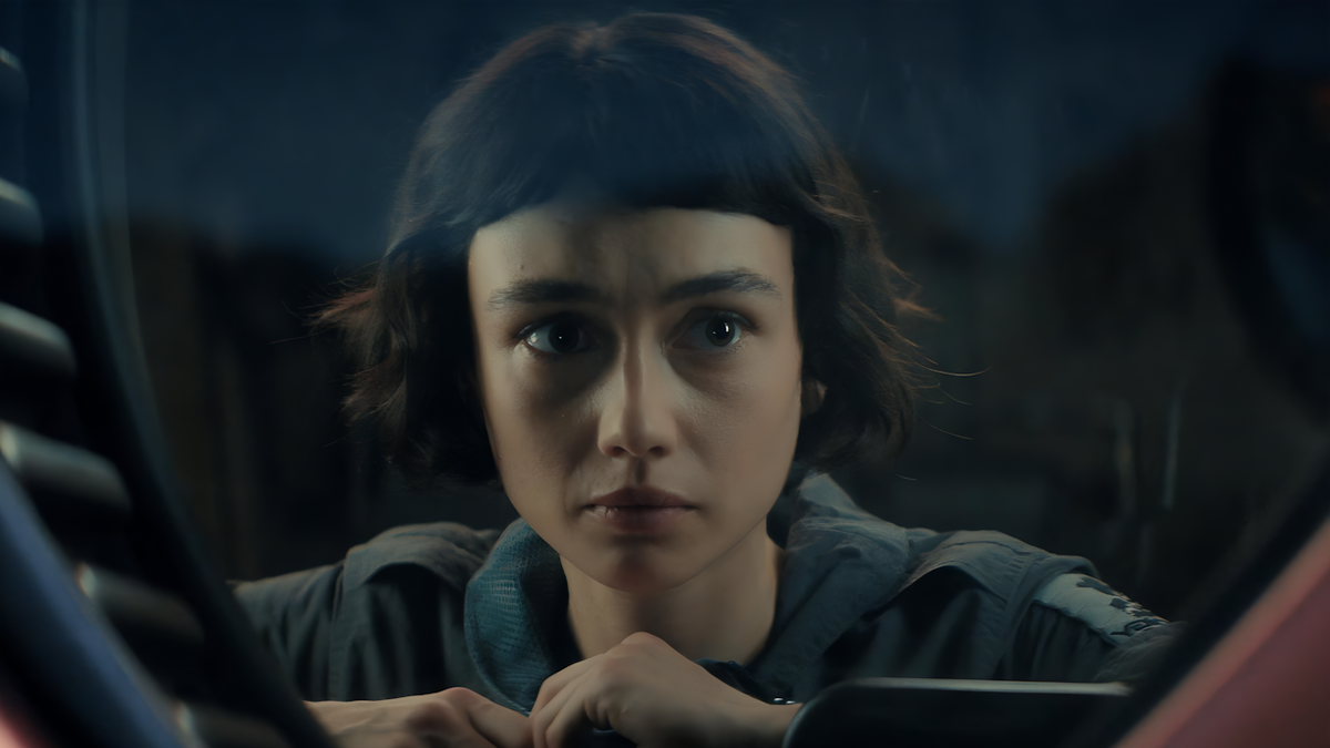 кадр из сериала «Чужой: Земля»